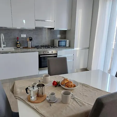 Pietrasanta Apartment Apartment *