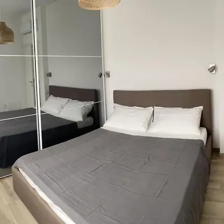Apartamento Pietrasanta Apartment *